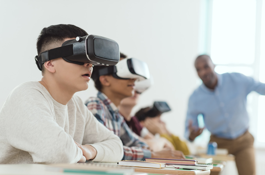 Penggunaan Teknologi Virtual Reality untuk Meningkatkan Pembelajaran Sains